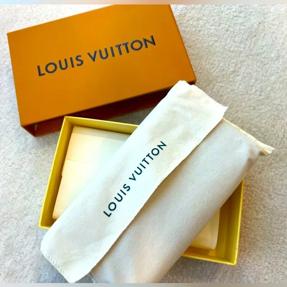 BNWB Louis Vuitton Black Monogram Zipper Wallet - Picture 4 of 9